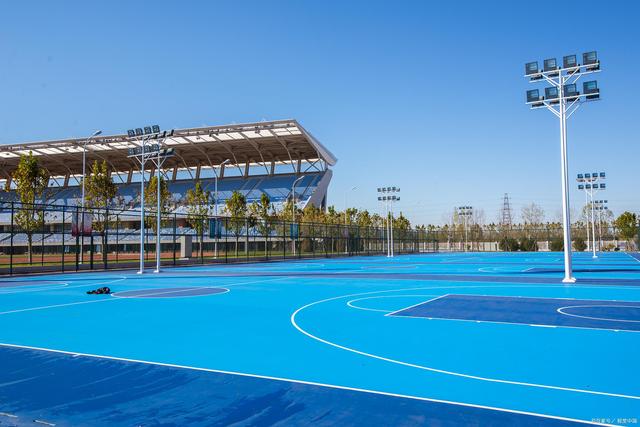 国际标准羽毛球场地尺寸、规格大小