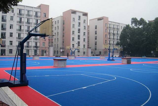 标准篮球场尺寸清晰图及篮球架位置
