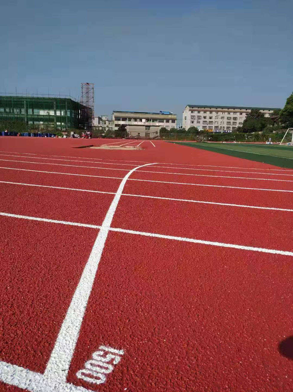 广州花都哈博学校塑胶跑道施工 「芜湖学校塑胶跑道工程」请问学校塑胶跑道哪里的好