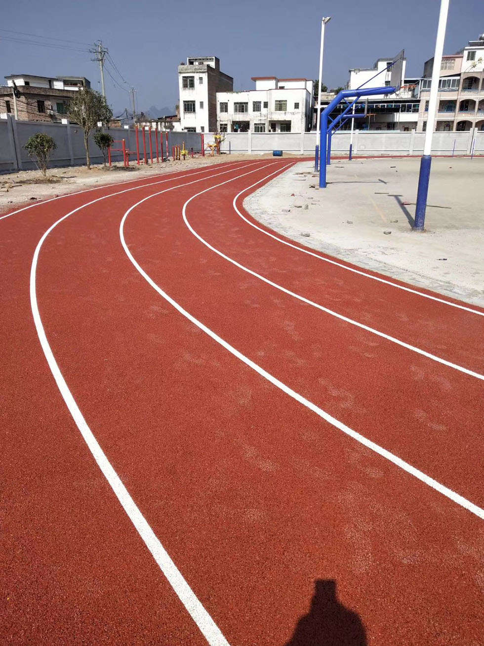「杭州学校塑胶跑道施工」云南学校塑胶跑道的标准配色方法是哪些