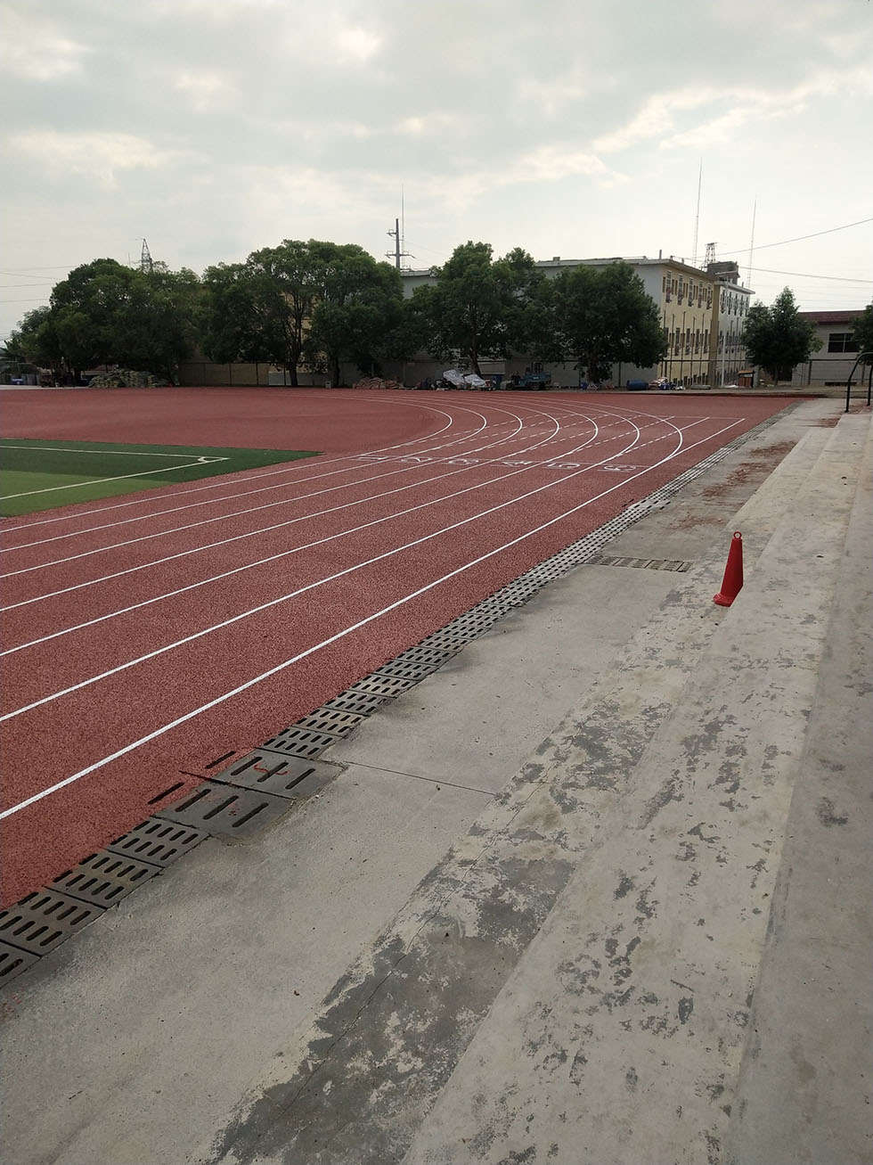 巴林左旗学校塑胶跑道