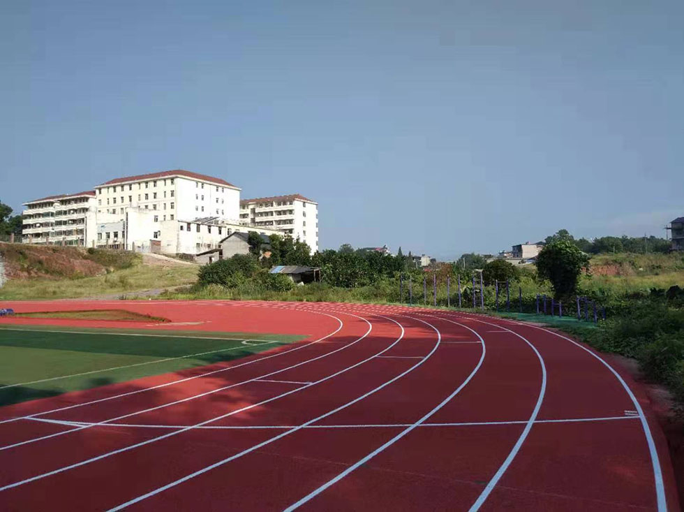 学校塑胶跑道怎么现场检测报告